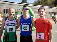 Henry beats dad to Dash title and his record