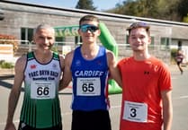 Henry beats dad to Dash title and his record