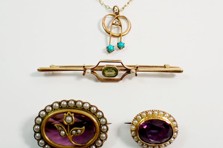 Selection of Antique Jewellery
