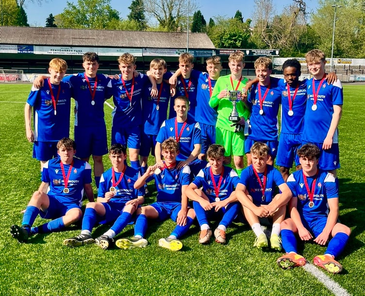 Monmouth Comprehensive's senior football team are the Welsh Schools FA champions! (Back from left) Joe Orledge, Harry Wilson, Harri Williams, Archie Smith, Jack Plamer, Callum Wilding, Joe Porter, George Gouldingay (C), Jayden Makondora, Mathew Jones; (front) Charley Handley, Liam Brain, Lucas Harris, Herbie Perry, Finley Cummins, Ryan Price, Ollie Heath. Photo: Gareth Roberts