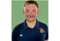 Tondu tamed as Bailey hits 80