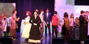 Dean Academy's supercalifragilisticexpialidocious school show