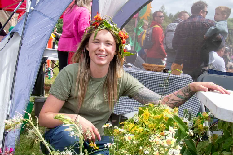 Kate Bowman-Openshaw from Clearwell-based Brachse Out Forest School was making floral crowns.