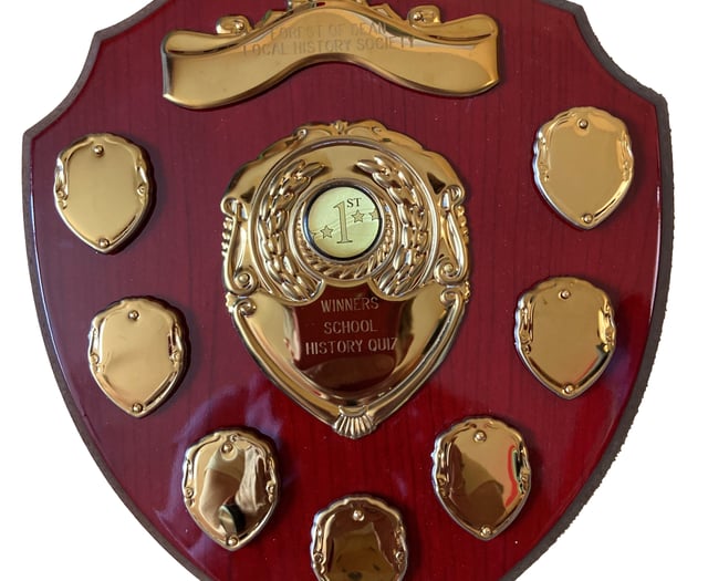 Forest schools compete in history quiz