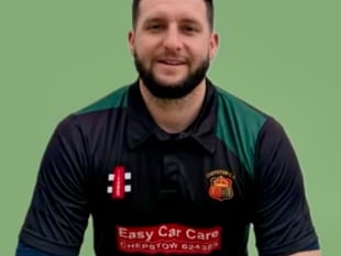 Jones cracks 116 to lift Chepstow above Panteg