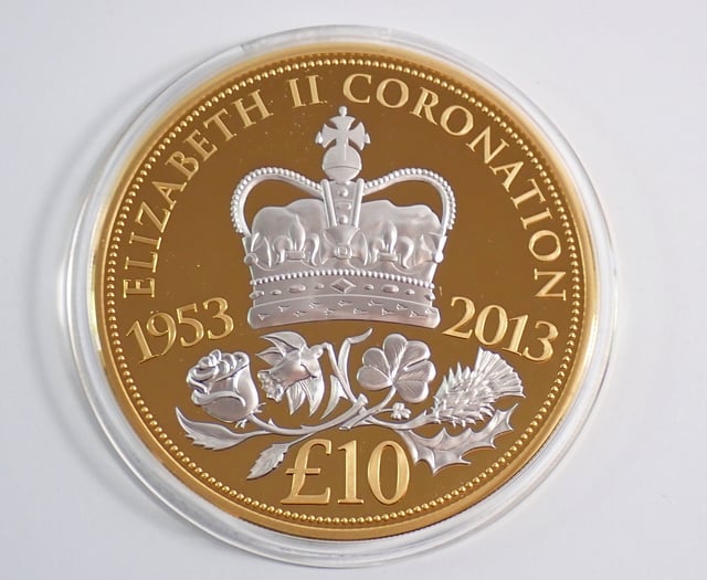 Successful June sale at Smiths benefits from gold price hike