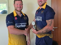 Roberts blasts 64 as Mon master Miskin