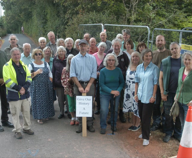 Residents fighting to save historic Linton monument from demolition