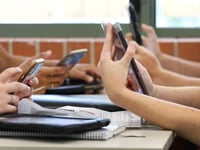 UK to test emergency alert system