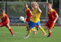 Kingfishers draw comfort from cool Callum late show