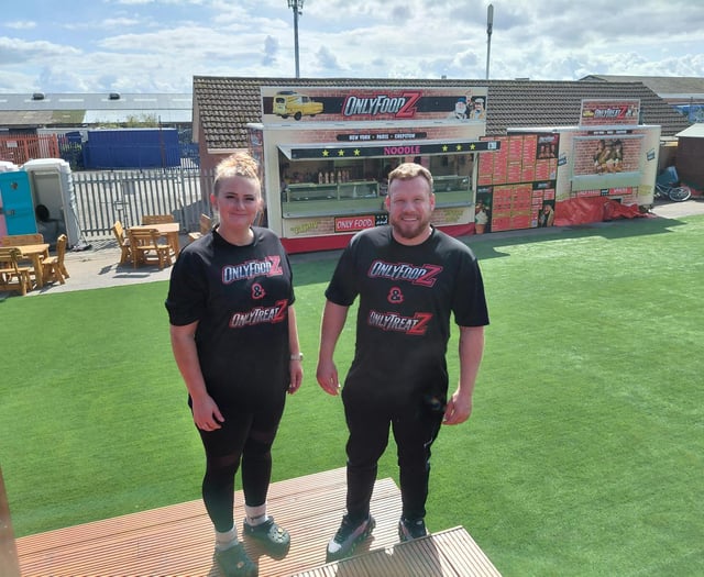 Social media-hit burger van duo granted block trading licence