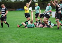 TWO TRIES FOR SELWAY
IN LYDNEY WIN AT CHEW