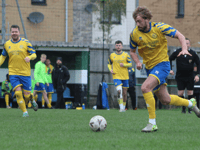 Kingfishers fly high after downing table-top rivals 