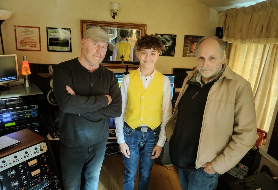 Monmouthshire Teen Releases Charity Christmas Single 



