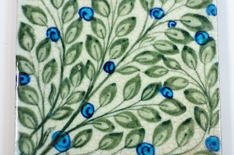 William De Morgan Tile
