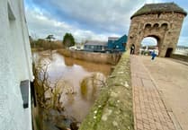 Tree blocks historic Monnow Bridge during latest flood alert