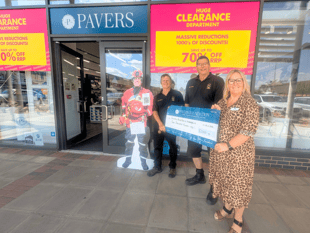 Pavers donates £2,000 to SARA