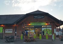 Ram raiders attack store cash machine