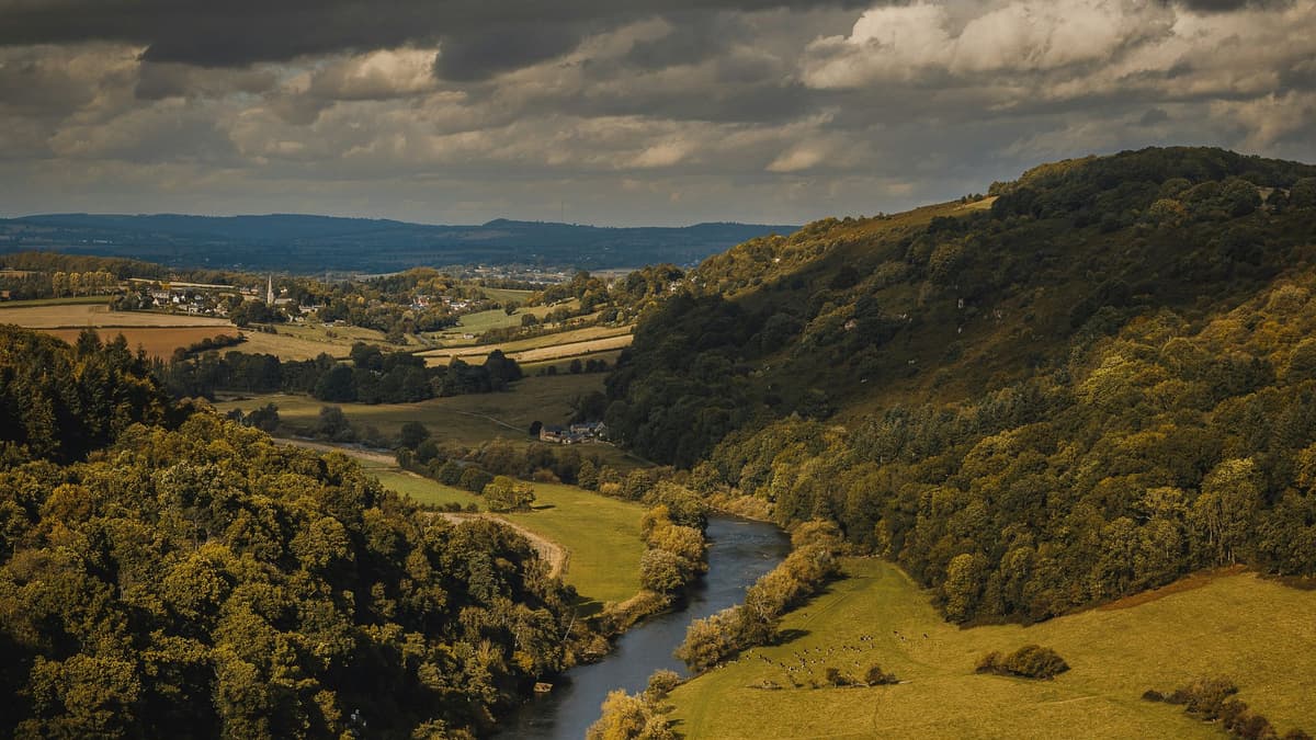 River Wye volunteers collect 50,000 pollution samples