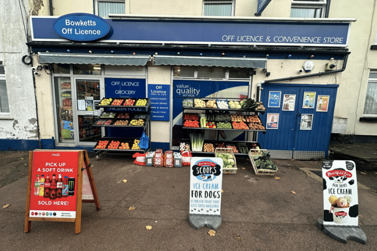 Bowketts Off Licence on Commercial Street in Cinderford has shut its doors after 27 years of trading.