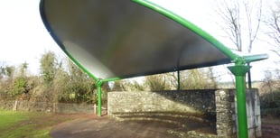 Scarr Bandstand's new roof celebrated