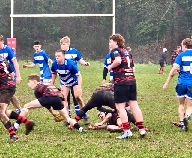 Youngsters battle hard at Cirencester 