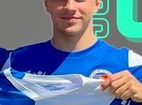 Eight-man Jockeys unhorsed in red card finale