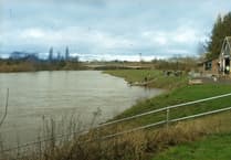 Onlookers try to save young woman in River Wye tragedy