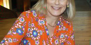 Kate Bliss hosts antique valuation day