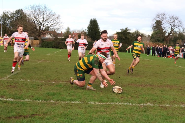 Ethan Allan gathers to score a superb solo try. Picture: Georgina Gardner.