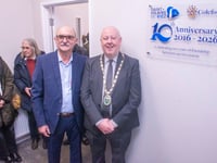 Plaque marks 10 years of friendship