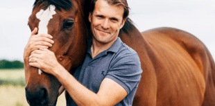 Howzat for a speaker, as club line up Scu!