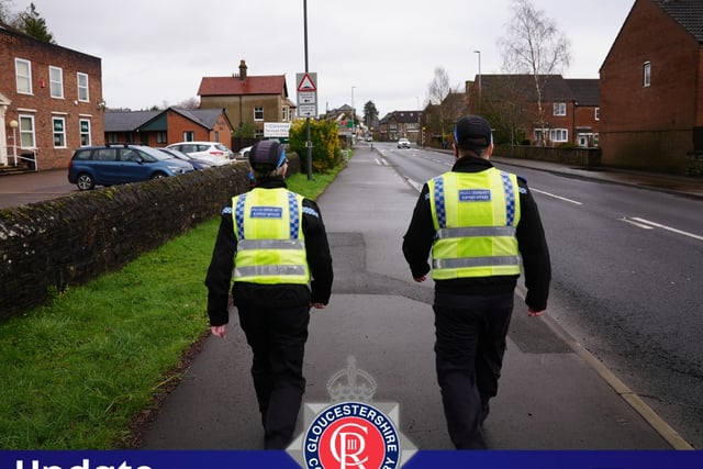 Residents help Forest police make arrest