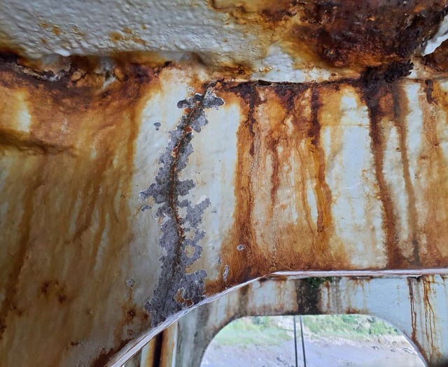 Old Wye Bridge is closed to pedestrians amid safety concerns