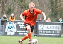 Kingfishers pummel Pill to go 12 unbeaten