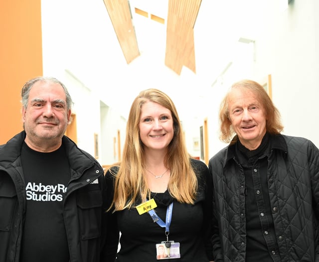 Mott Fest donates £3,300 to St Michael's Hospice