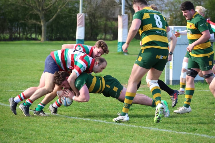 Garrett Myers was unstoppable fro close range. Picture: Georgina Gardner.