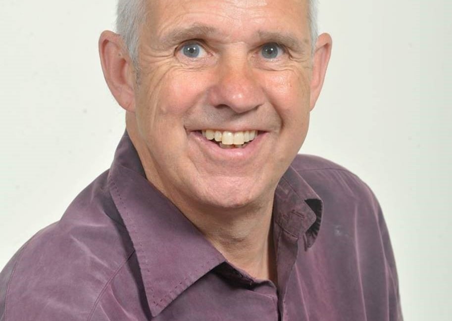 Council chief quits after MP opposed development plan