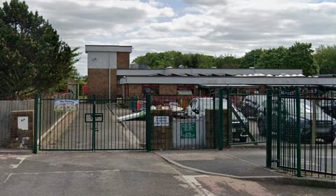 Deputy head caught asking 'under-age' decoy for 'naughty pictures' 