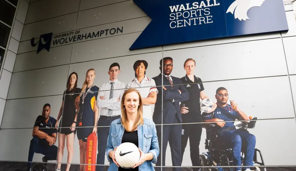 Juniors joy as patron Kerys wins Hall of Fame honour