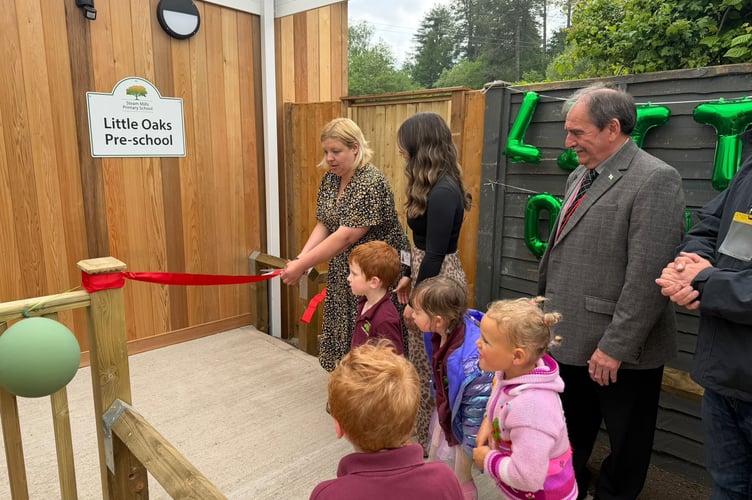 Steam Mills Primary School Little Oaks