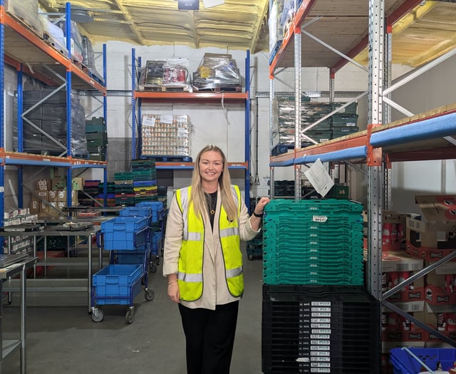 Thousands of donated drinks help brighten food deliveries