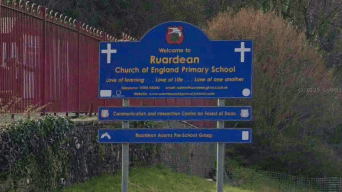 Ruardean COE Primary School celebrates SIAMS report