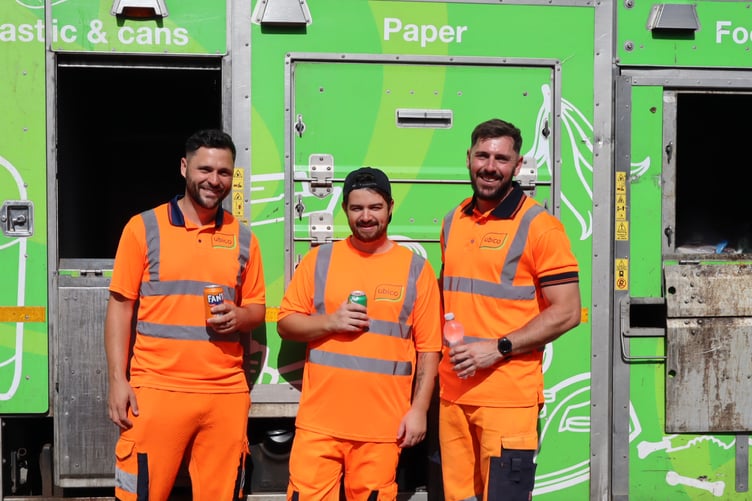 …and across the Forest as local people helped recycling crews get through the extreme heat with cold drinks and ice lollies.
The temperatures have been so high that some vehicle sensors failed but the crews have made sure collections are completed.
The Forest Council’s portfolio holder for waste, Cllr Andy Moore, said: "Our crews have told us about the generosity of residents across the district, and we'd like those people to know their support is really appreciated.”
During the hot weather, crews are starting at 6.30am.
Find out more about collections at www.fdean.gov.uk/bins