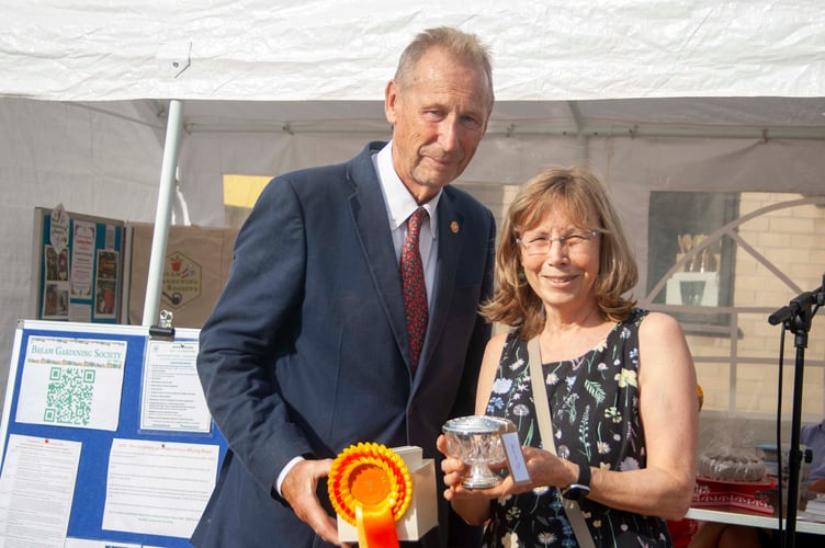 Andrea Fry won the Lydney and Severnside Flower Club Cup for the  best use of plant materiaal.
