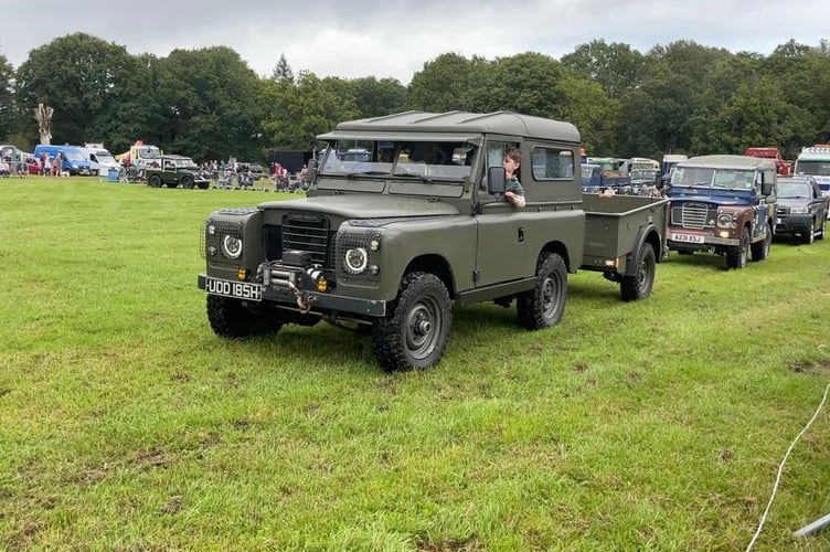 The parade of Landrovers